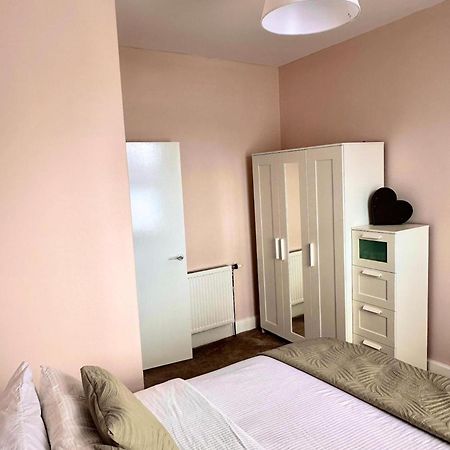 Prestwick Kingb Petsok Freep Wifi Tv Apartment Exterior photo