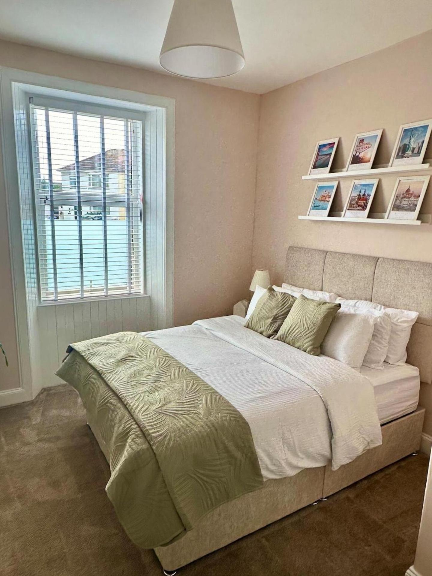 Prestwick Kingb Petsok Freep Wifi Tv Apartment Exterior photo
